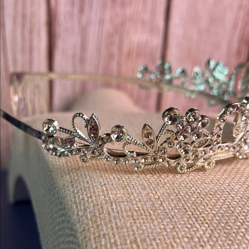 Elegant Silver & Rhinestone Tiara